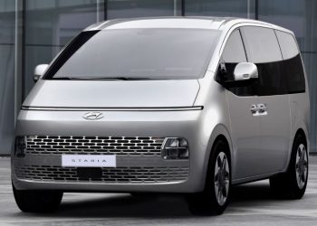 Hyundai Staria mới