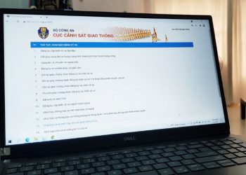 Người dân có thể làm thủ tục đăng ký, khai báo xe qua online từ ngày 21/7/2021