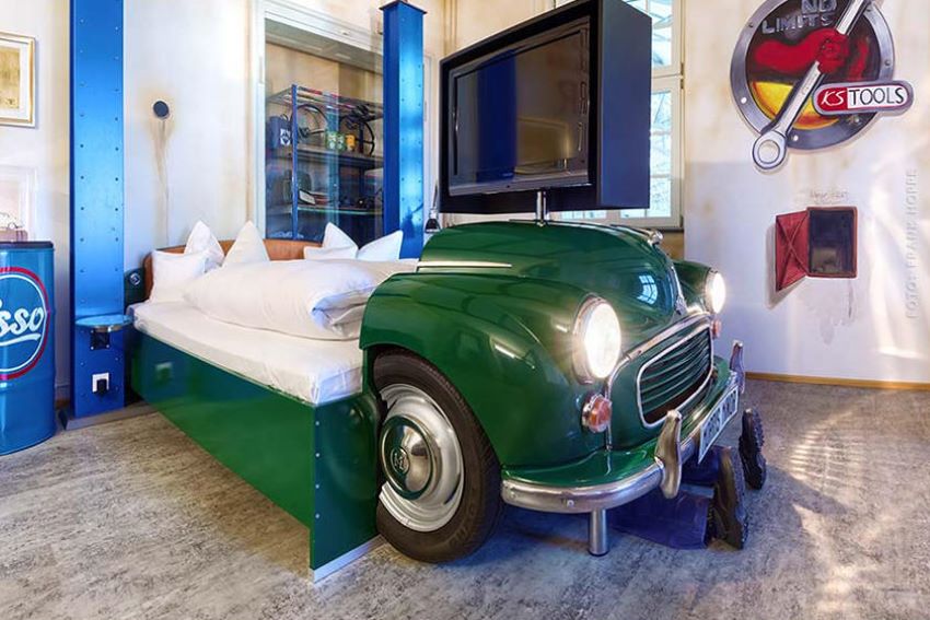 Khách sạn dành cho khách yêu thích ô tô 