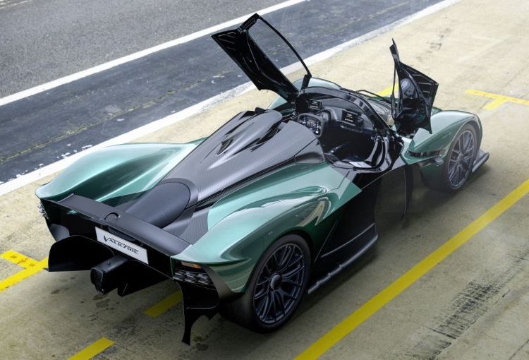 Aston Martin Valkyrie Spider