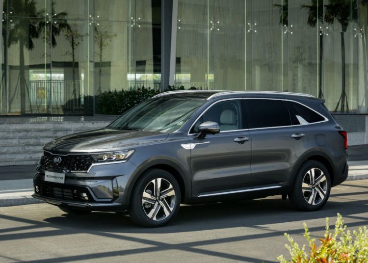 Kia Sorento ưu đãi trong tháng 8