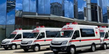 Thaco tặng xe cứu thương