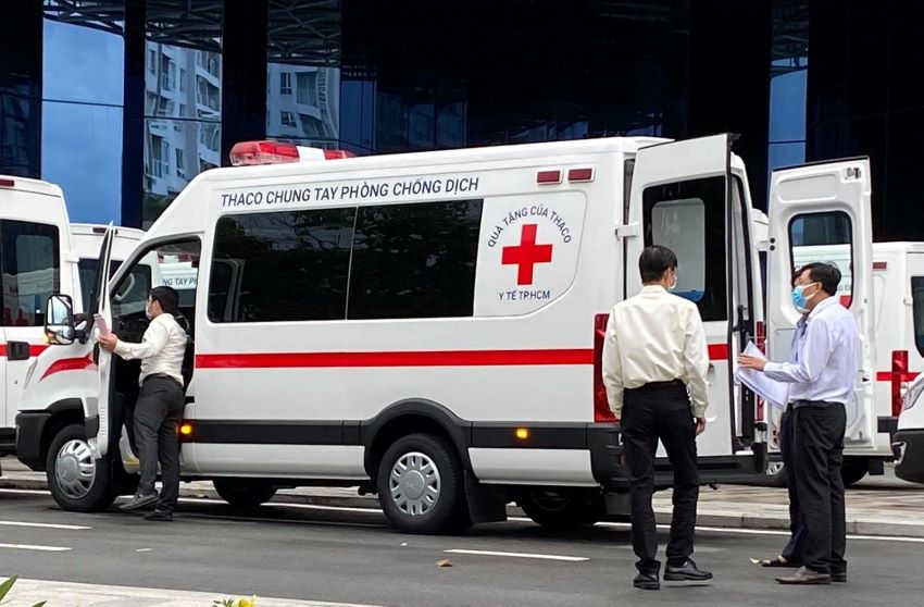 Thaco tặng xe cứu thương