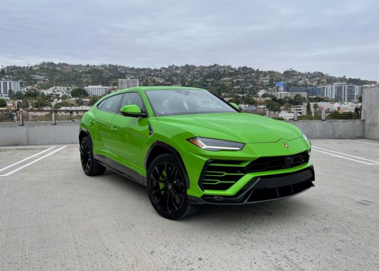 Lamborghini Urus bị triệu hồi do không đảm bảo an toàn cho trẻ em trên xe