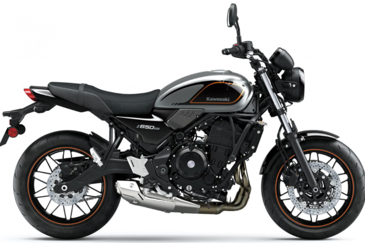 Kawasaki ra mắt Z650RS đời 2022, mạnh 68 mã lực