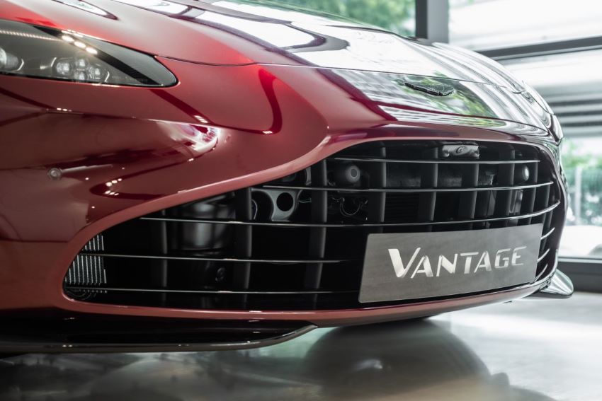 Aston Martin Vantage Liquid Crimson