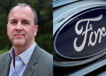 Ford tuyển sếp Apple