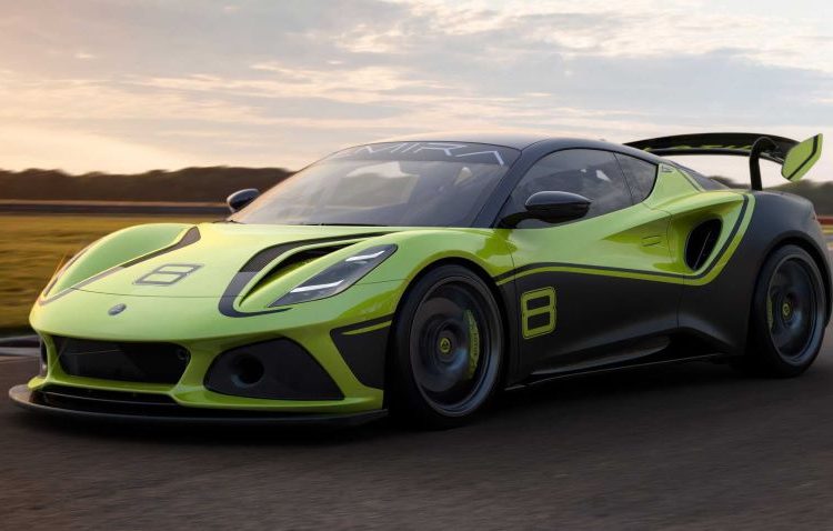 Lotus Emira GT4 mới
