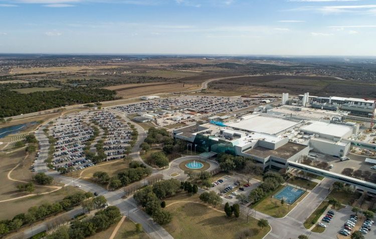 Nhà máy Samsung gần nhà máy Tesla