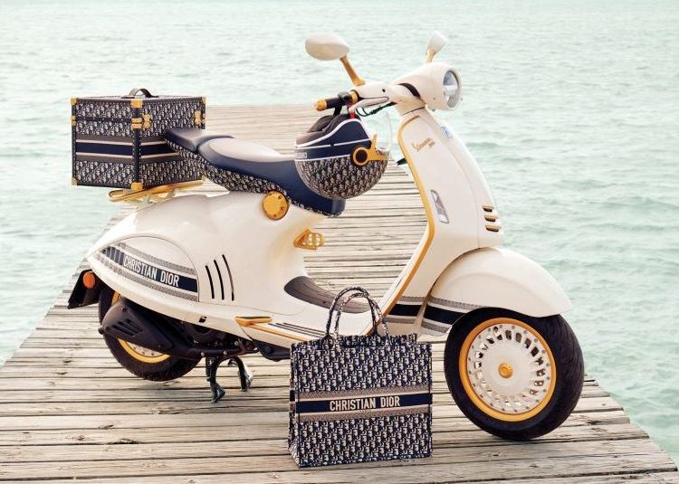 Vespa 946 Christian Dior