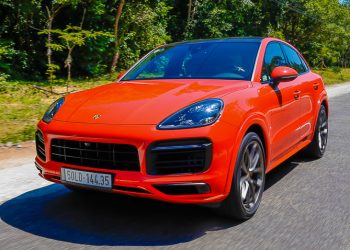 Triệu hồi Porsche Cayenne