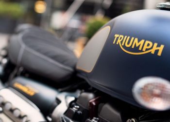 Triumph Bonneville Gold Line
