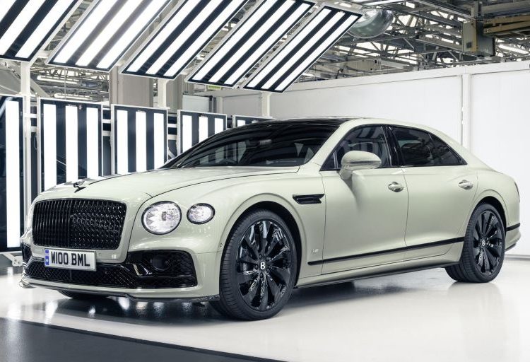 Bentley Flying Spur màu mới