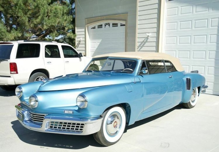 Xe mui trần Tucker