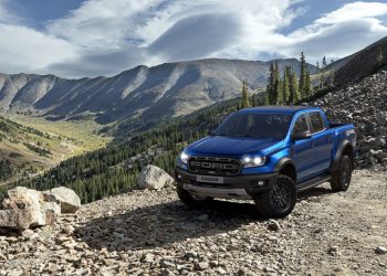 Một số mẹo hữu ích để đảm bảo an toàn khi lái xe trên các sườn dốc