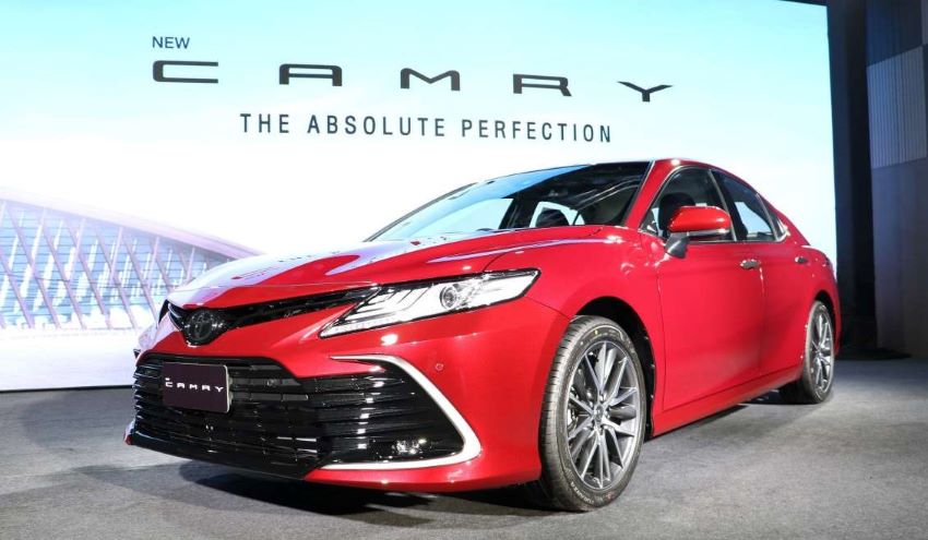 Toyota Camry đời 2022 