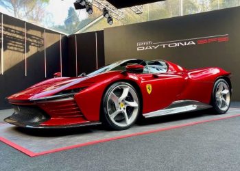 Ferrari Daytona SP3