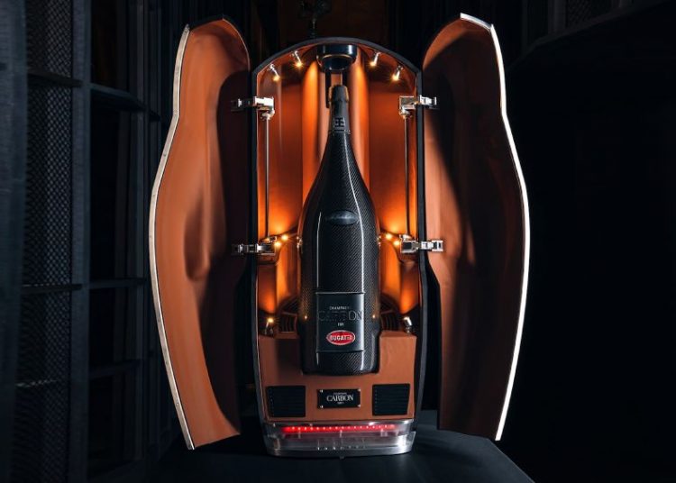 Chai sâm banh Bugatti