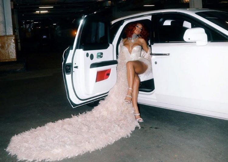 Saweetie Rolls-Royce Ghost