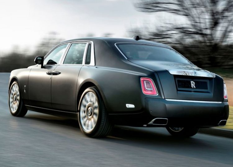Triệu hồi Rolls-Royce Phantom