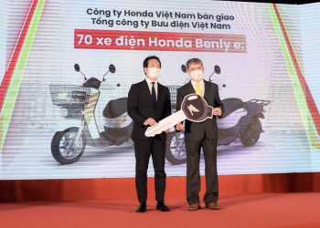 Honda Việt Nam phối hợp với Bưu Điện Việt Nam  triển khai thí điểm dự án sử dụng xe điện giao hàng