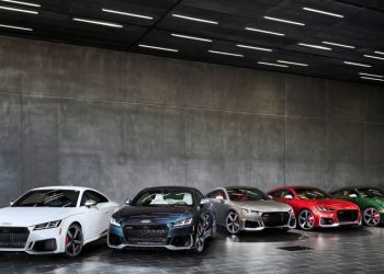 Audi ra mắt 5 mẫu xe TT RS 2022 phiên bản Heritage