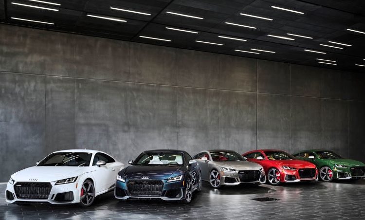 Audi ra mắt 5 mẫu xe TT RS 2022 phiên bản Heritage