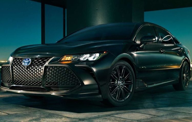 Toyota Avalon Nightshade