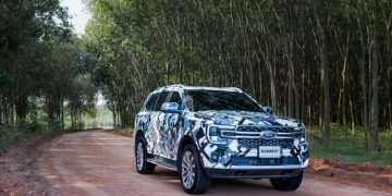 Ford Everest mới