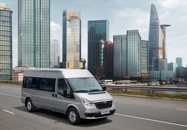 Ford Transit mới