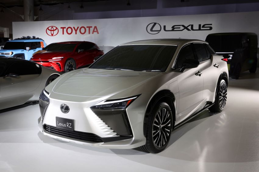 Xe điện Toyota Lexus