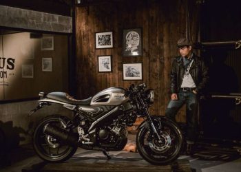 Yamaha XSR155 Cafe Racer