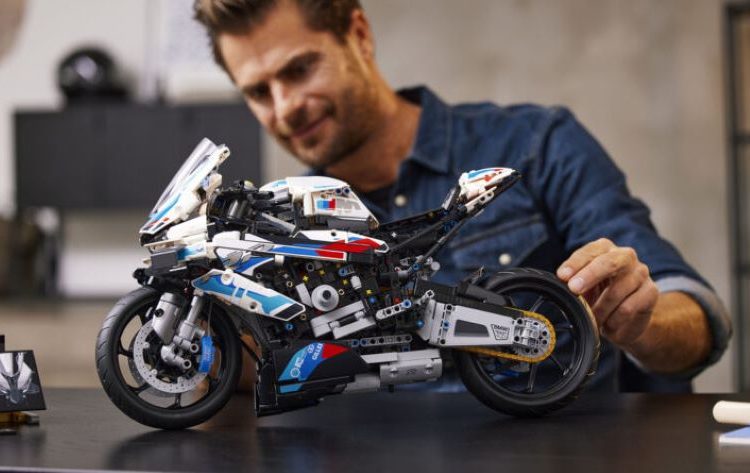 BMW M 1000 RR Lego
