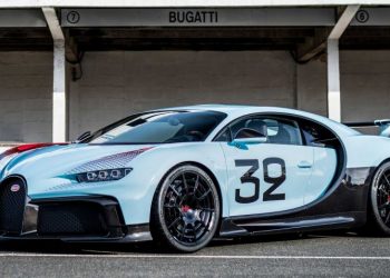 Bugatti Chiron Pur Sport Grand Prix