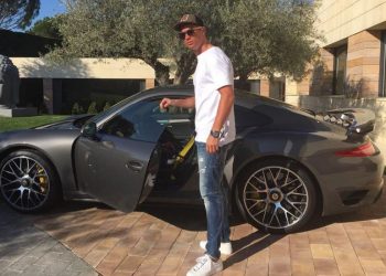Cristiano Ronaldo siêu xe