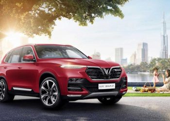 Vinfast nâng bảo hành lên 10 năm cho các dòng ô tô chạy xăng