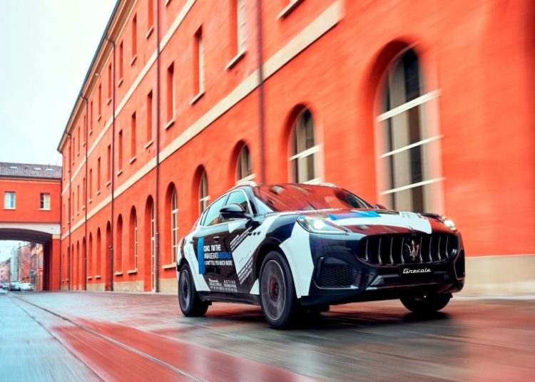 Maserati Grecale mới