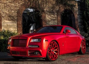 Rolls-Royce Wraith màu đỏ