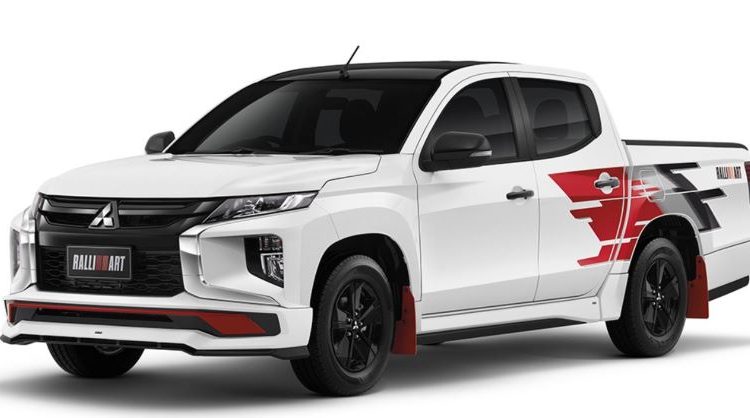 Mitsubishi Triton Ralliart mới