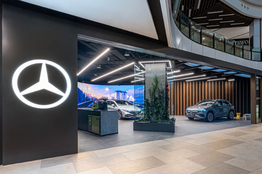 Mercedes-Benz Concept Store