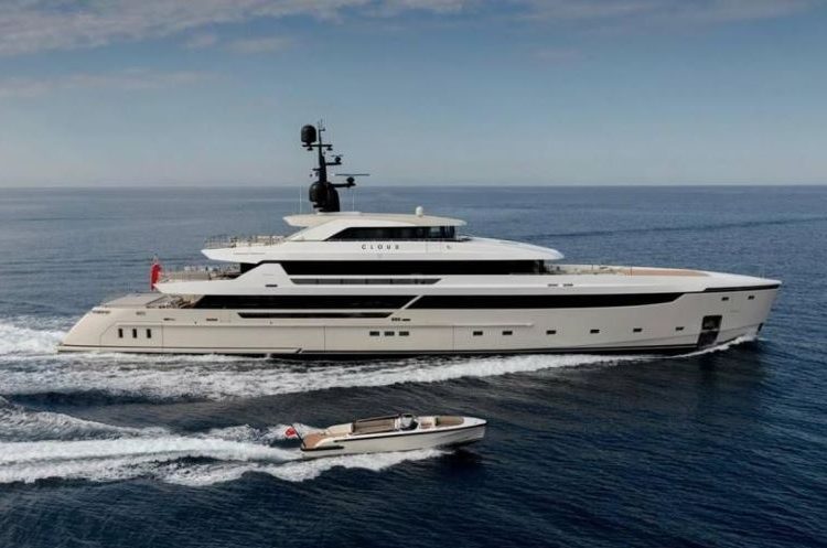 Siêu du thuyền Cloud 9