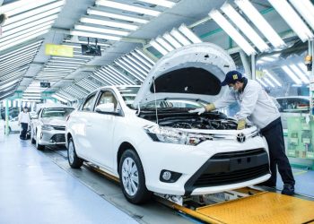 Toyota Việt Nam nhận Giải thưởng Rồng Vàng năm 2022