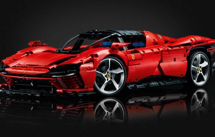 Ferrari Daytona SP3 Lego