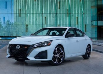 Nissan Altima 2023 ra mắt với ngoại hình hoàn toàn mới