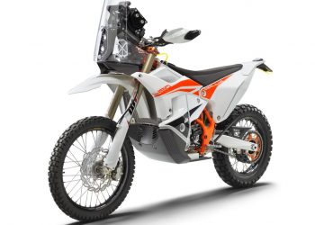 Chiếc mô tô địa hình đa năng KTM 450 Rally Replica 2022 trình làng