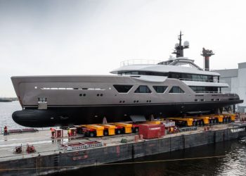 Du thuyền Come Together