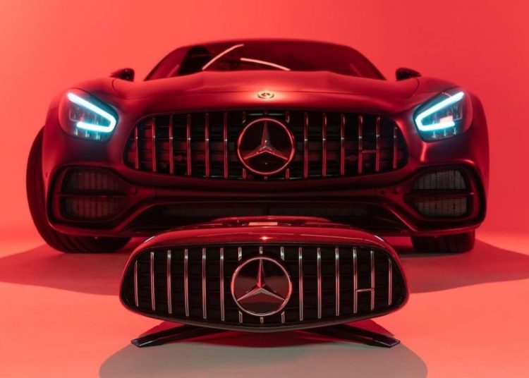 Loa Mercedes-AMG