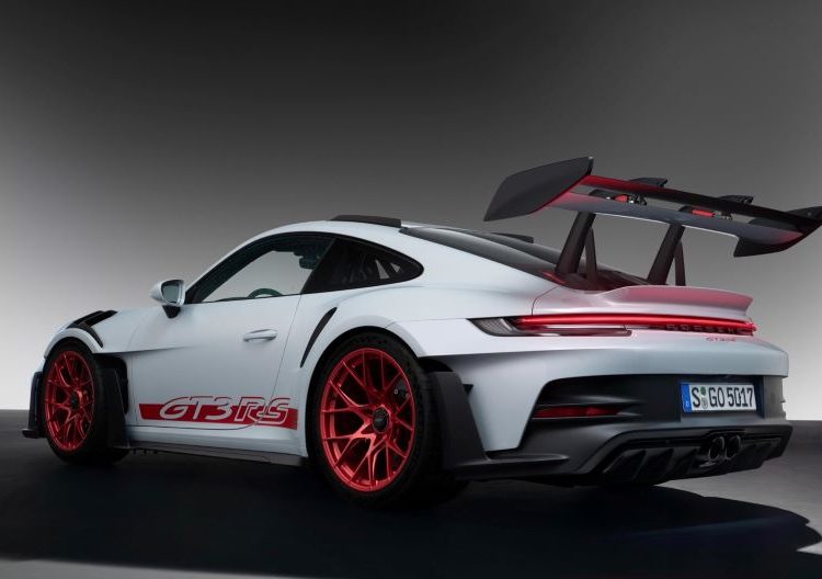 Porsche ra mắt 911 GT3 RS mới, công suất 518 mã lực