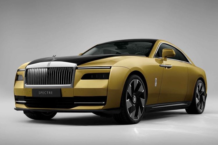 The RollsRoyce Spectre coupe  A PROPHECY FULFILLED  Daily Echo
