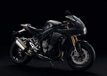 Triumph Speed Triple 1200 RR Bond Edition